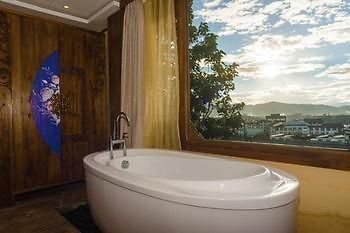Lijiang Banshan Yunfu Boutique Hostel ภายนอก รูปภาพ