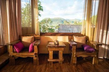 Lijiang Banshan Yunfu Boutique Hostel ภายนอก รูปภาพ
