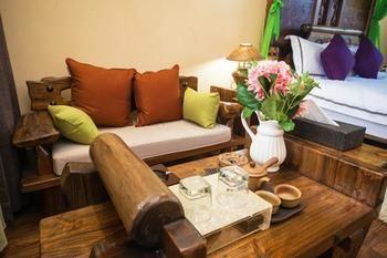 Lijiang Banshan Yunfu Boutique Hostel ภายนอก รูปภาพ
